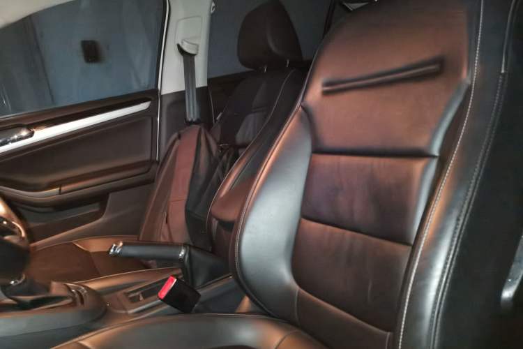 Used Volkswagen Sagitar 2018 280TSI DSG Comfort Model Left Front Seat