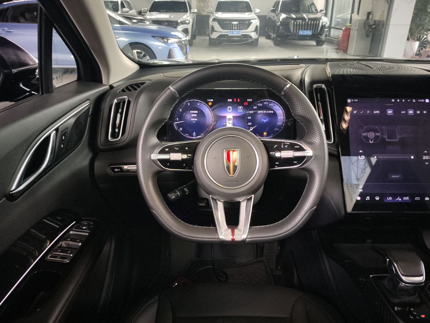 Hongqi HS3 2023 1.5T Two-Wheel Drive Shanwei Edition — снимка 13