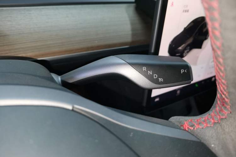 Used Tesla Model Y 2022 Rear-Wheel-Drive Version