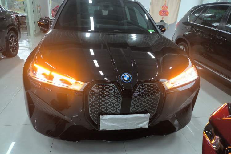 Used BMW iX 2022 xDrive40
