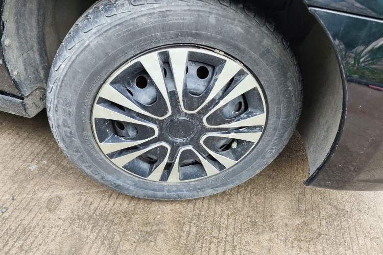 Used Nissan Sylphy 2018 Classic 1.6XE CVT Comfort Edition Right Front Wheel Hub