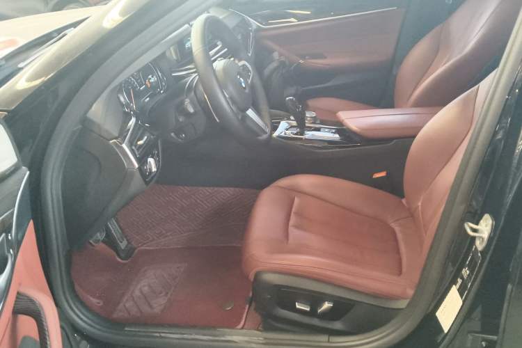 Used BMW 5 Series 2018 Restyled 530Li Leading Edition M Sport Package