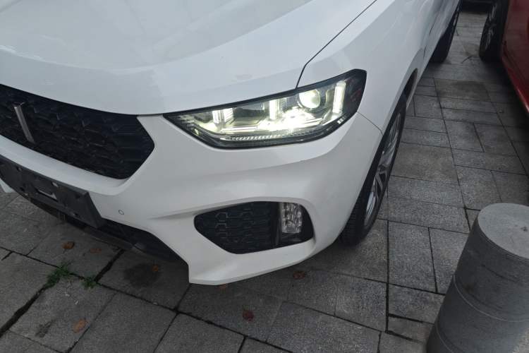 Used Wey VV5 2017 2.0T Ultra-Luxury Version Left Front Headlight