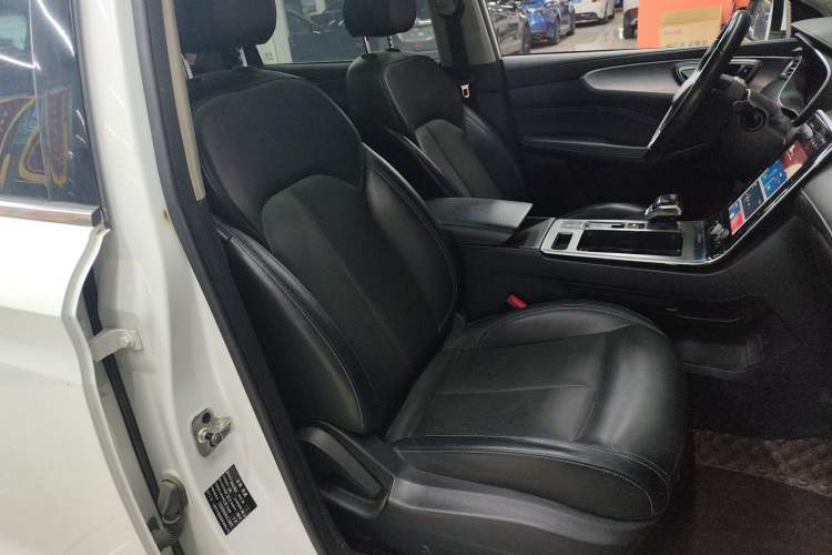 Used Roewe RX5 2020 PLUS 300TGI Automatic Ali National Trend Flagship Edition