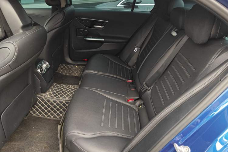 Used Mercedes-Benz C-Class New Energy 2023 C 350 eL Left Rear Seat