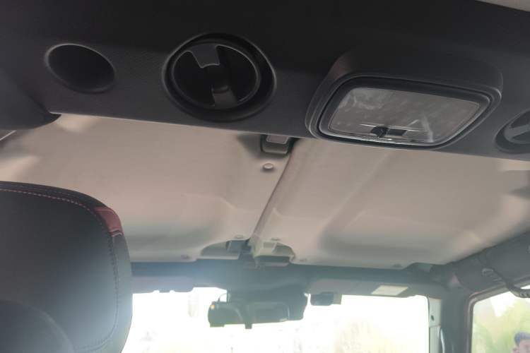 Used BAIC Off-Road BJ40 2021 2.0D Automatic Four-Wheel Drive Blade Hero Edition Adventurer Type