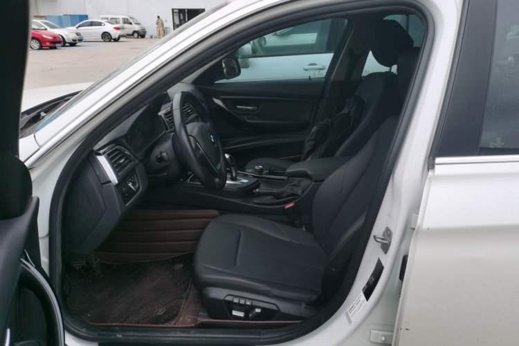 Used BMW 3 Series 2017 318Li Fashion Model