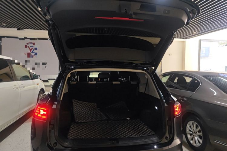 Used Volkswagen ID.6 CROZZ 2021 Long-Range PURE+ Edition