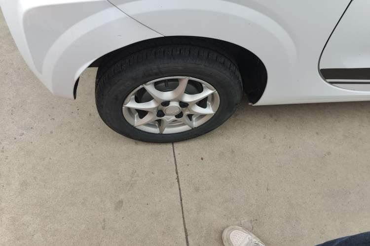 Used Roewe Clever 2022 311km QiQi BoBo Edition Exterior 5