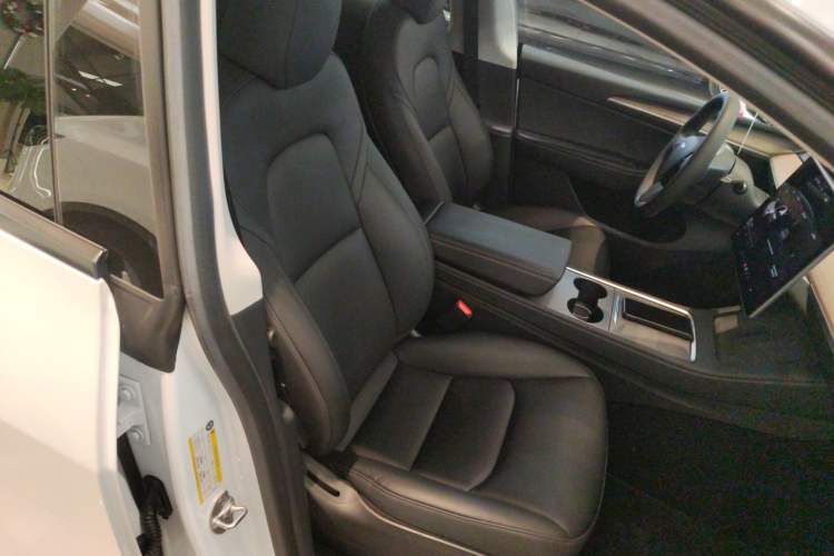 Used Tesla Model Y 2022 Performance High-Performance All-Wheel-Drive Version
