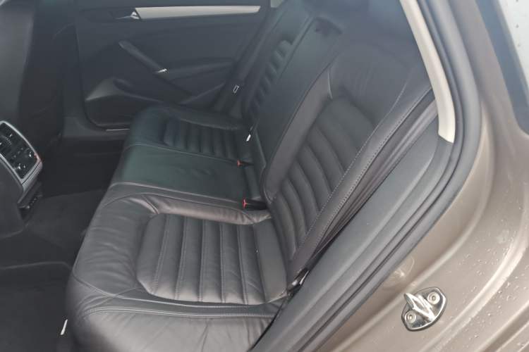 Used Volkswagen Passat 2015 2.0 TSI DSG Prestige Edition
