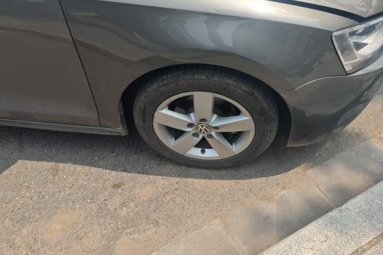 Used Volkswagen Sagitar 2012 1.6L Automatic Fashion Edition