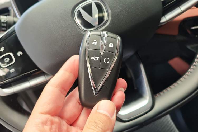 Used Changan CS75 2026 Model PRO 1.5T DCT Prestige 7-Seater
