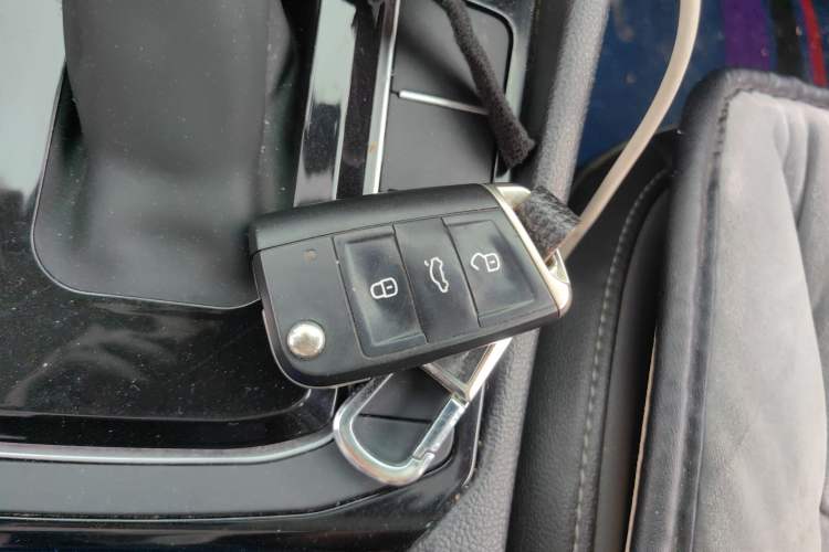 Used Volkswagen Sagitar 2021 280TSI DSG Excellence Edition Vehicle Key