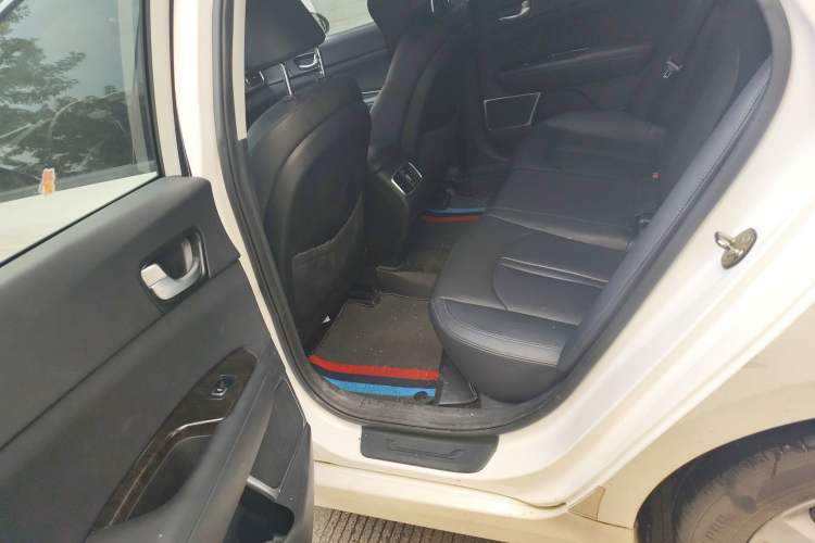 Used Kia K5 2016 1.6T Automatic LUX