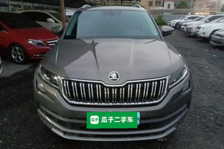 Used Skoda Kodiaq 2018 Facelifted TSI330 5-Seater Two-Wheel-Drive Luxury Enjoyment Edition
