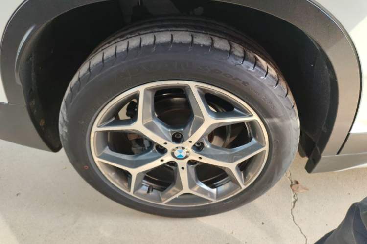 Used BMW X1 2016 sDrive18Li Luxury Model
