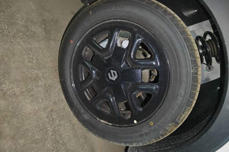 Used Leapmotor T03 2025 310 Comfort Edition Left Front Wheel Hub