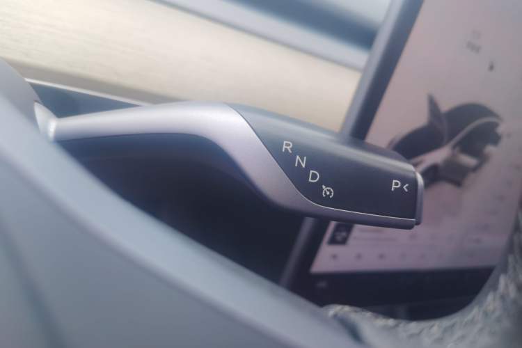 Used Tesla Model Y 2022 Revised Version Long-Range All-Wheel Drive Gear Lever