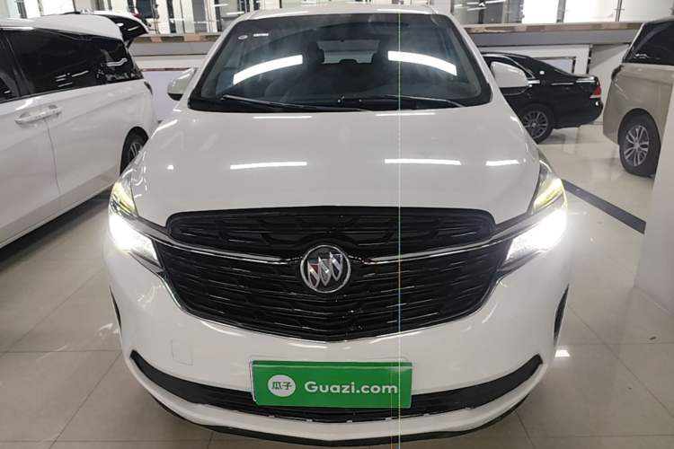 Used Buick GL8 2022 Land Cruiser Executive Class 652T Comfort Model Front