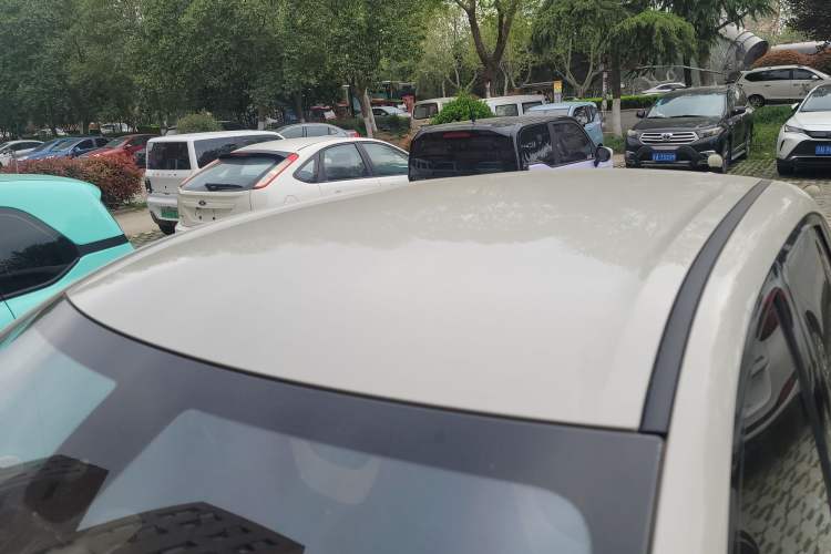 Used Wuling Bingo 2023 333 km Enjoyment Version Roof