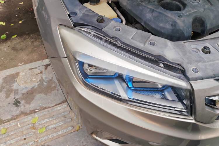 Used CHANGAN CS75 2016 1.8T Automatic Elite Model China V Standard
