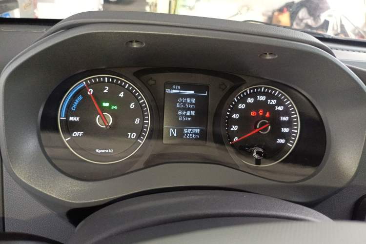 Used Wuling Yangguang 2025 Model 400km Bus Edition—Comfort Edition