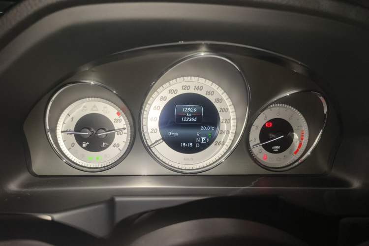 Used Mercedes-Benz GLK-Class 2015 GLK 300 4MATIC Fashion Edition Ultimate Version Instrument Cluster