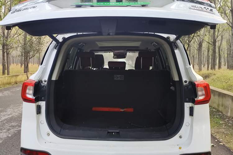 Used FORTHING T5 2018 300T DCT Smart Version