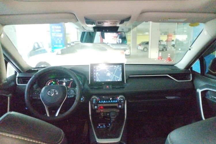 Used Toyota RAV4 2021 2.0L CVT Two-Wheel Drive Fashion Edition
