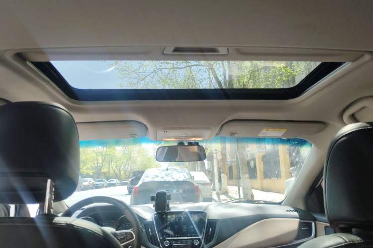 Used Chevrolet Monza 2021 320 Automatic Enjoyment Sunroof Edition Headliner