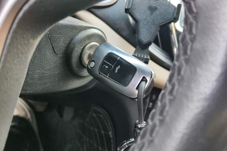 Used Chevrolet Monza 2021 320 Automatic Enjoyment Sunroof Edition
