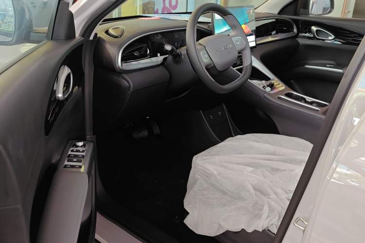 Used Geely Galaxy Geome 2025 310km Dream Edition Driver Seat