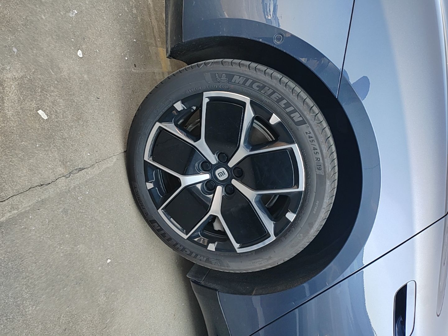 Xiaomi Auto SU7 2024 Rear-Drive Standard Founder Edition — снимка 11