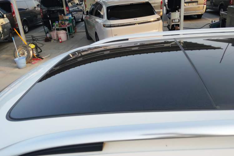 Used Volkswagen Tiguan L 2022 330TSI Automatic Two-Wheel Drive R-Line Enhanced Edition Roof