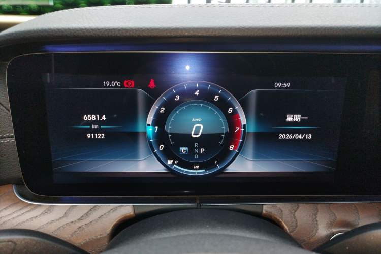 Used Mercedes-Benz E-Class 2018 Facelifted E 300 L Stylish Version Instrument Cluster