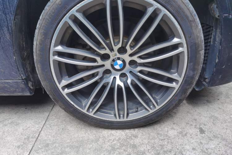 Used BMW 5 Series 2013 525Li Luxury Model