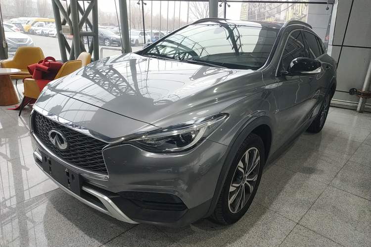 Used Infiniti QX30 2017 2.0T Four-Wheel Drive Fashion Edition