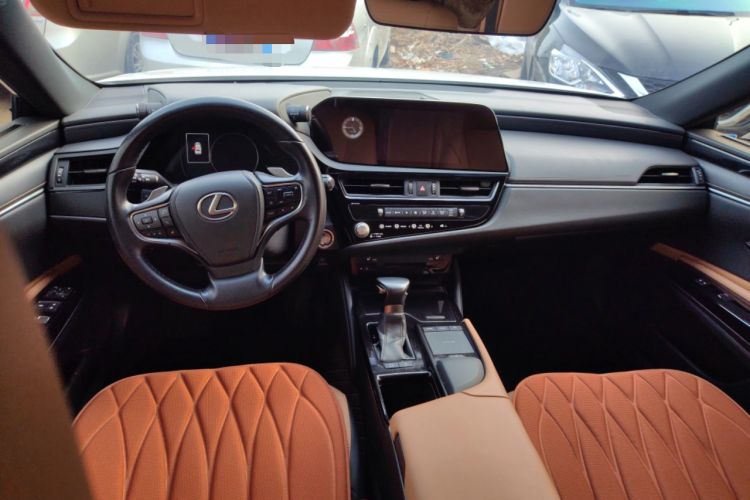 Used Lexus ES 2021 200 Excellence Edition