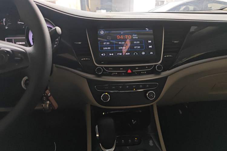 Used Buick Verano 2017 Sedan 15S Automatic Entry Model Audio And AC Panel