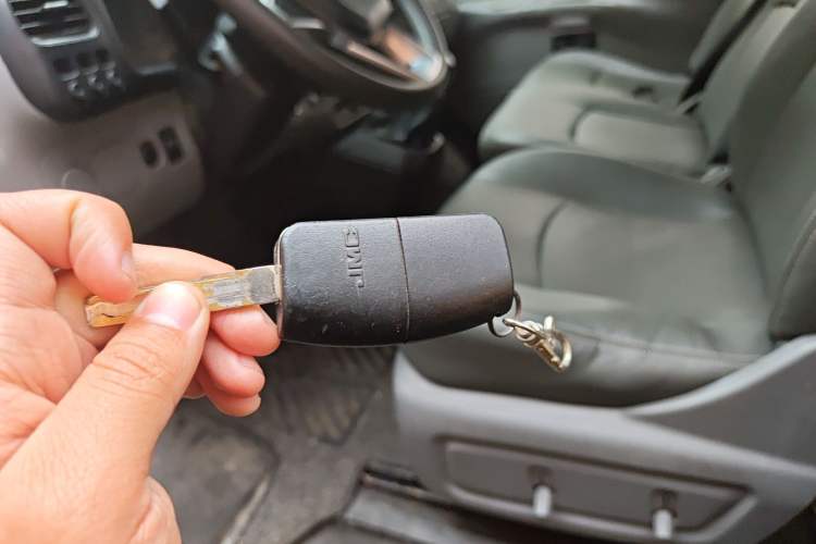 Used JMC Transit 2017 2.8T Commercial Version Short Wheelbase Mid-Roof 6/7/8-Seater JX493
