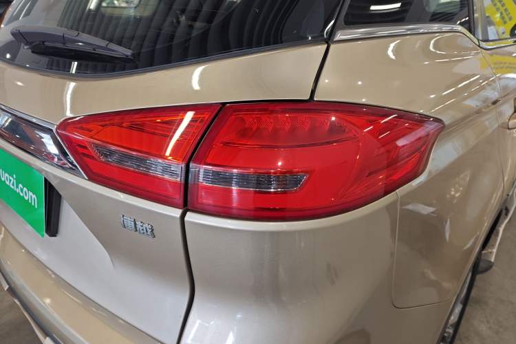 Used Geely Auto Emgrand X7 Sport 2016 1.8TD Automatic Smart Model