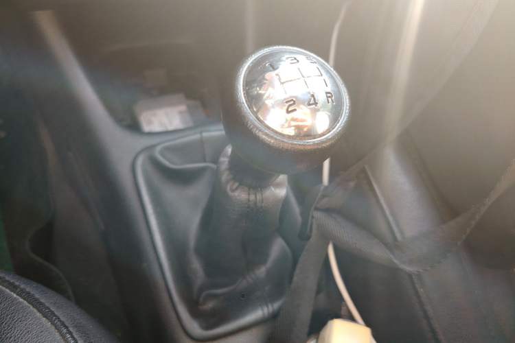 Used Peugeot 207 2011 Sedan 1.4L Manual Yule Edition Gear Lever