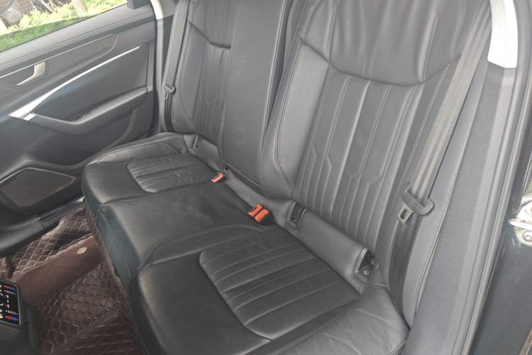 Used Audi A6L 2022 45 TFSI Prestige Elegant Edition
