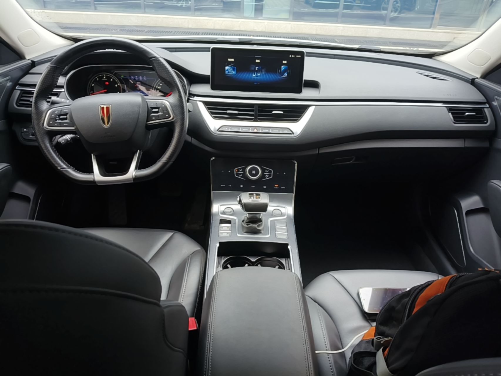 Hongqi H5 2022 Classic Model Facelift 1.5T DCT Qiyun Edition — снимка 12