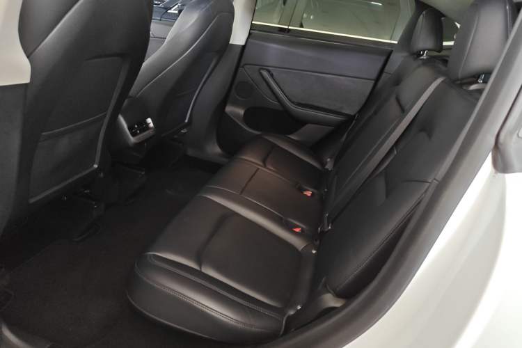 Used Tesla Model Y 2022 Rear-Wheel-Drive Version
