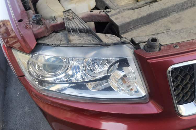 Used Jeep Compass 2012 2.4L four-wheel-drive sport version
