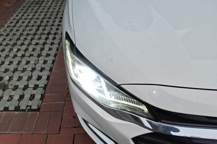 Used Chevrolet Monza 2020 320 Automatic Enjoyment Edition Right Front Headlight