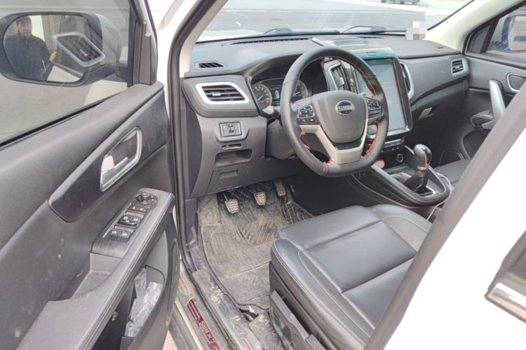 Used SWM X7 2016 1.5T Manual Luxury Edition 7 Seats
