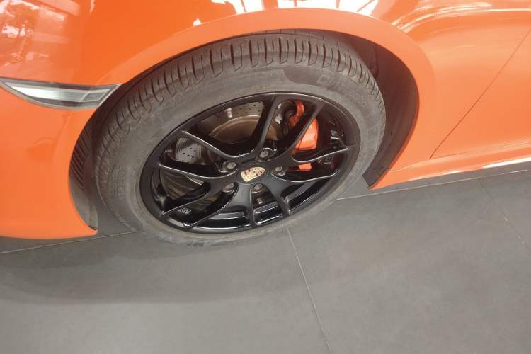 Used Porsche 718 2016 Cayman 2.0T
